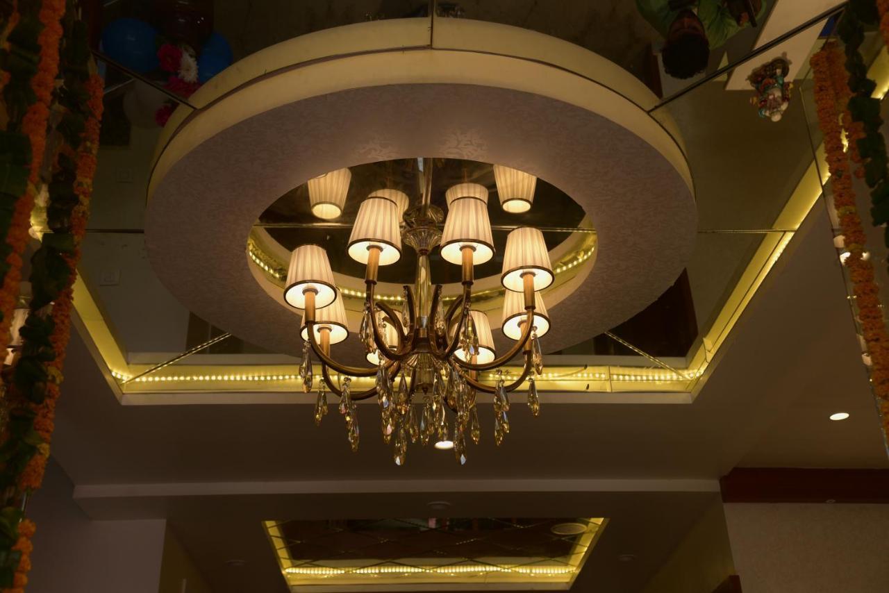 Hotel Le Cypress Bareilly Eksteriør billede